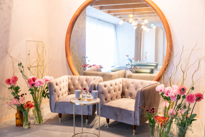 ＼フォトウェディング、挙式後にプチアフタヌーンパーティーが出来るプランのご紹介／